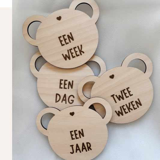 Houten mijlpaalkaarten beer 16 stuks